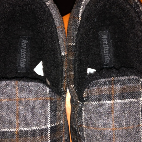 Brand New Northside Slippers - Picture 4 of 4